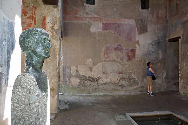 Clicca per vedere l'immagine alla massima grandezza