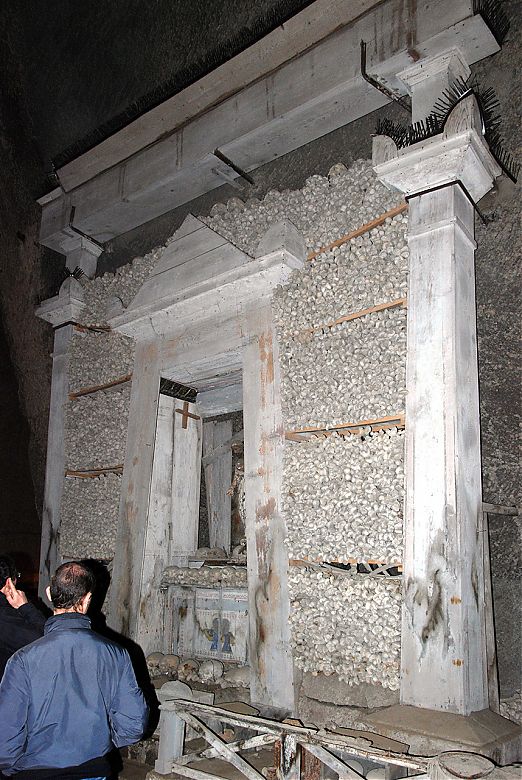 Clicca per vedere l'immagine alla massima grandezza