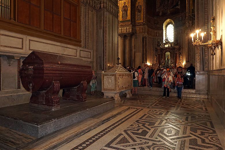 Clicca per vedere l'immagine alla massima grandezza
