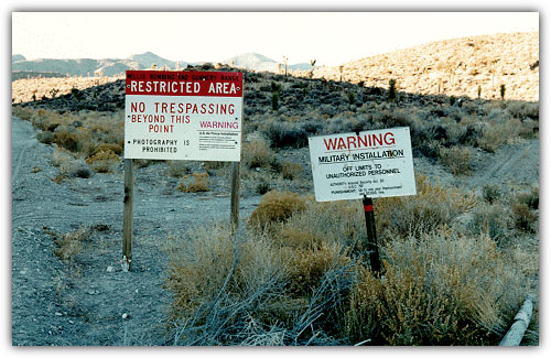 warning cartelli area 51